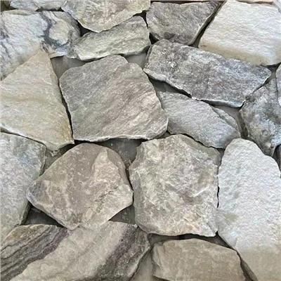 Pedra solta aleatória cinza nublada
